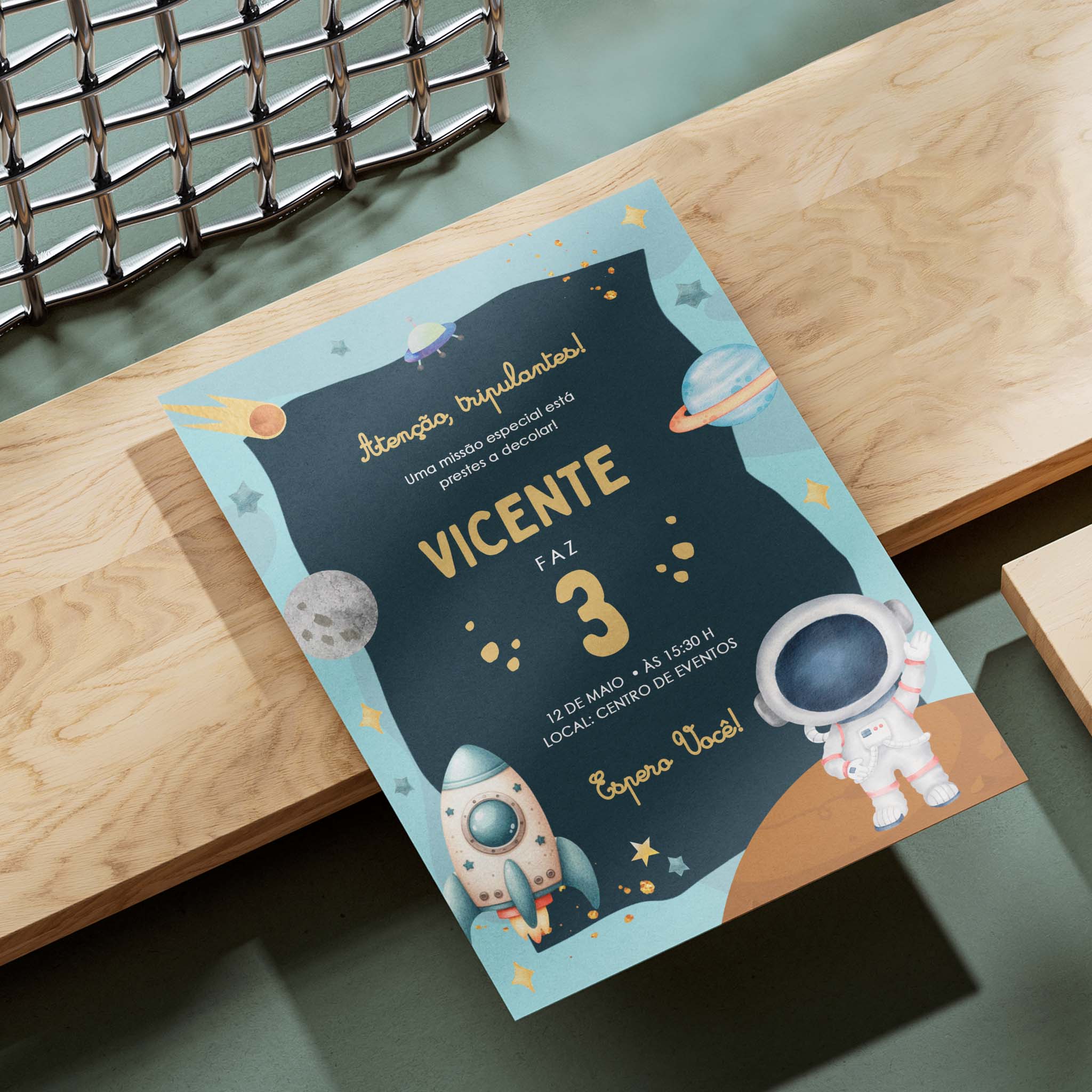 Invitación digital de cumpleaños de astronauta
