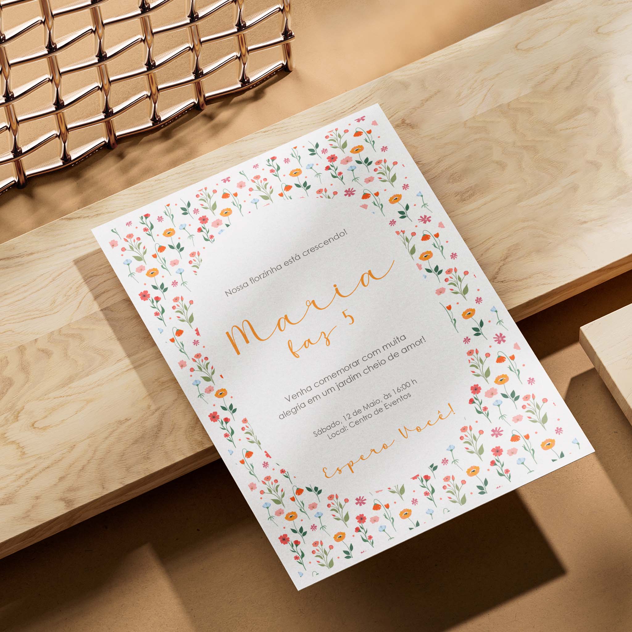 Invitación digital de cumpleaños con flores