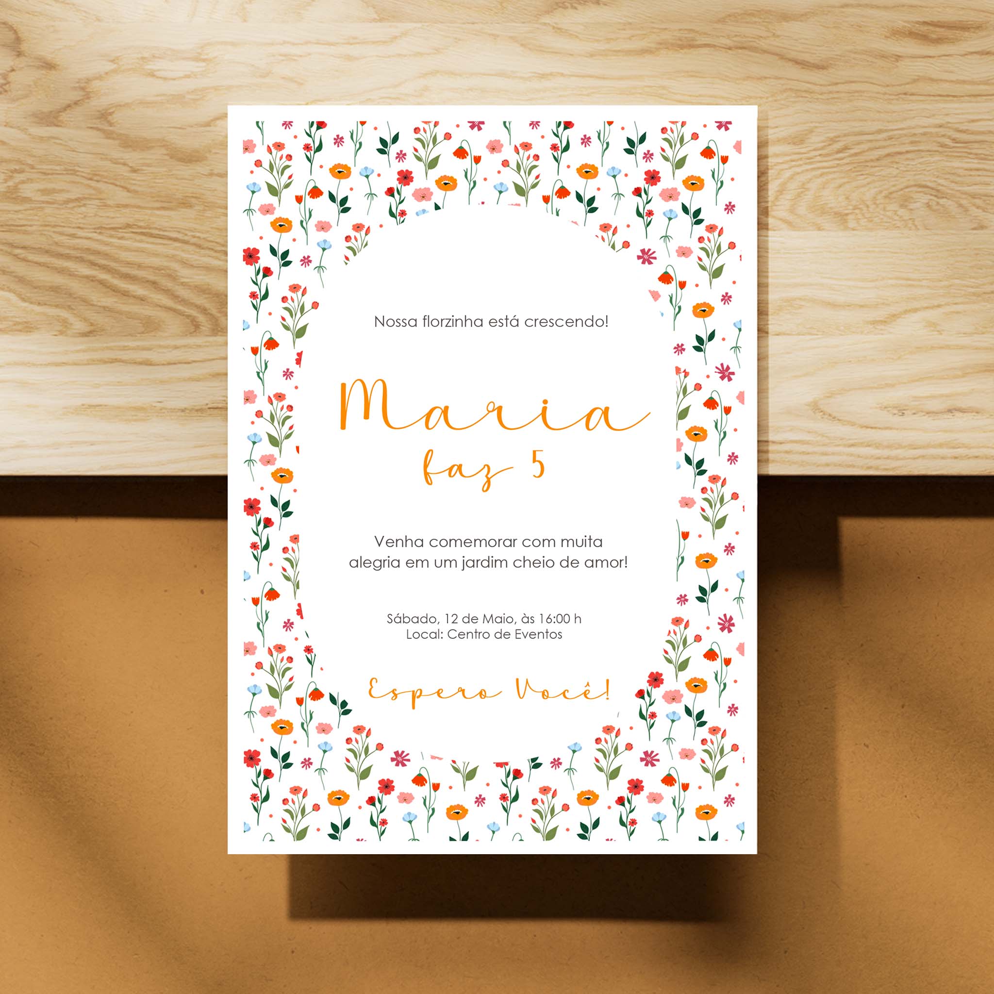 Invitación digital de cumpleaños con flores