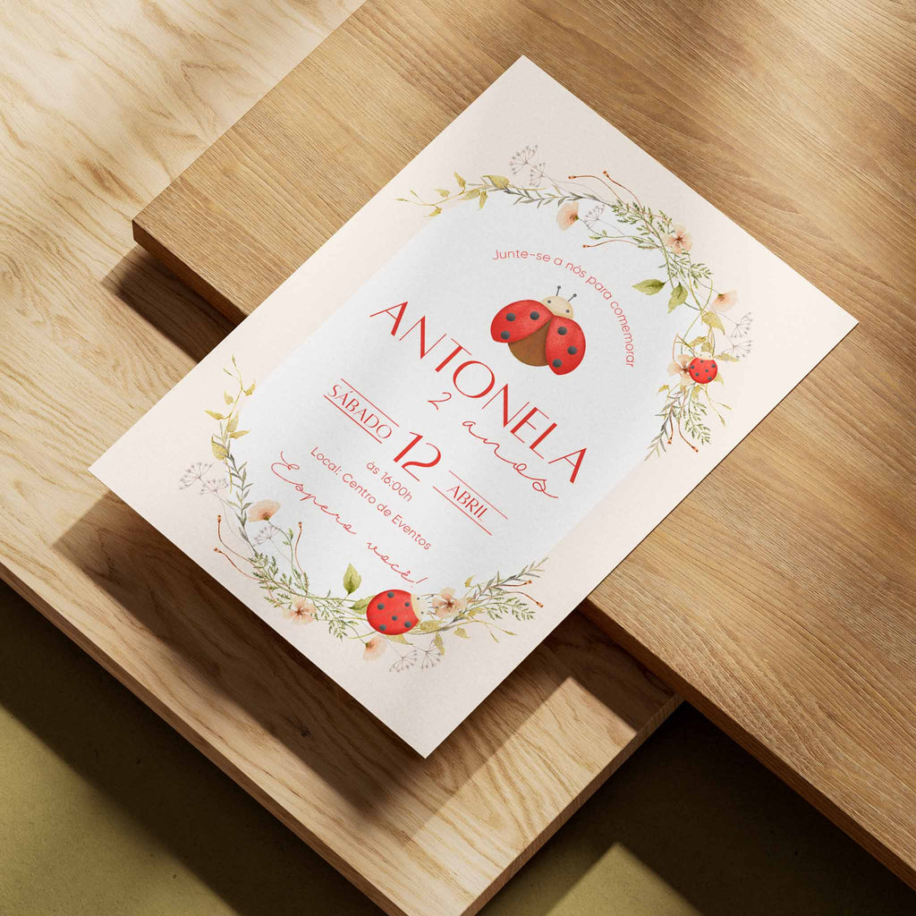 Invitación digital de cumpleaños de Ladybug