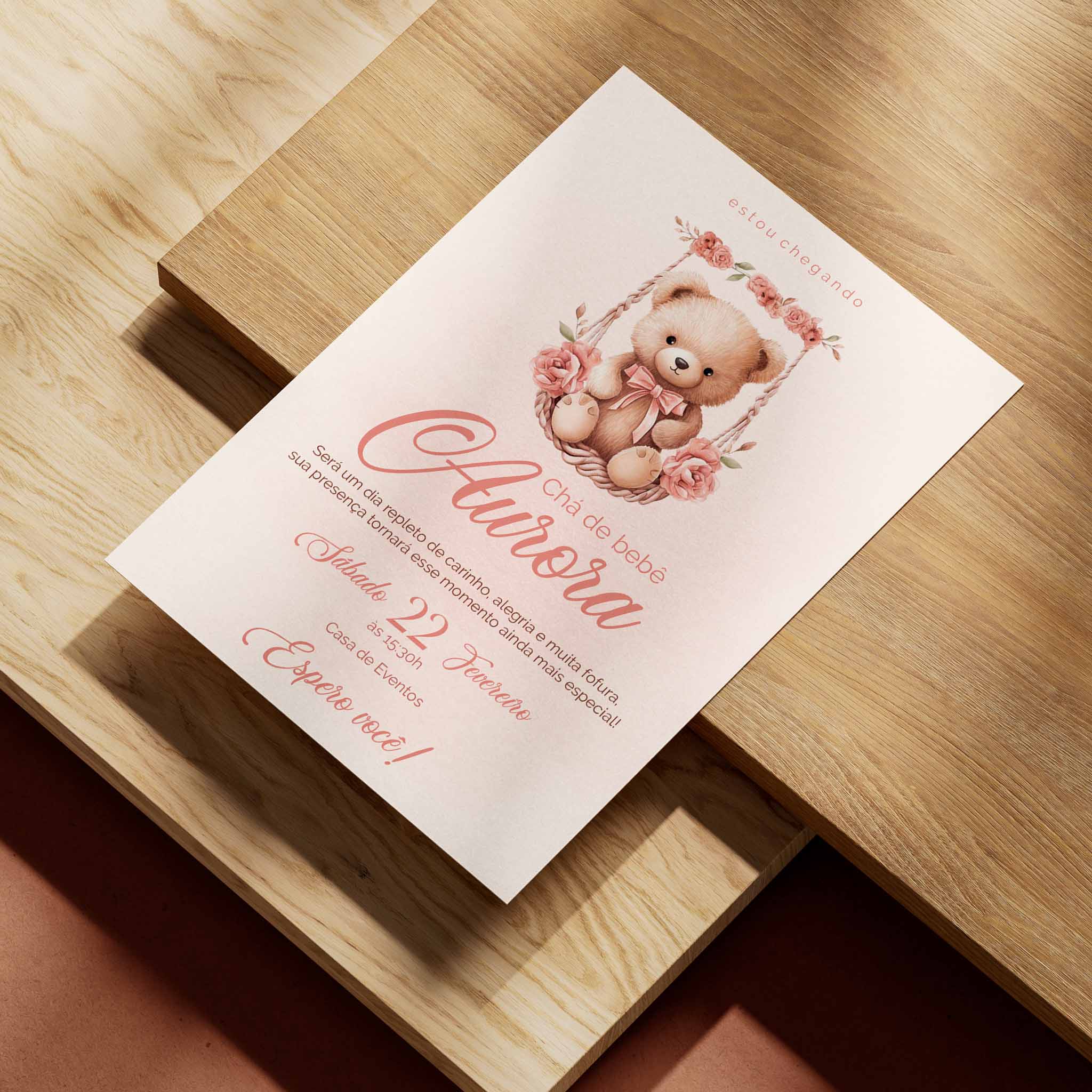 Invitación digital para baby shower con osito de peluche