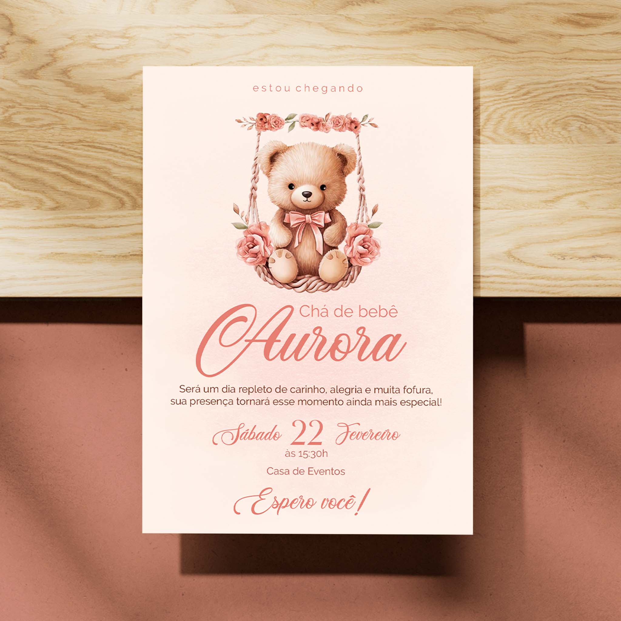 Invitación digital para baby shower con osito de peluche
