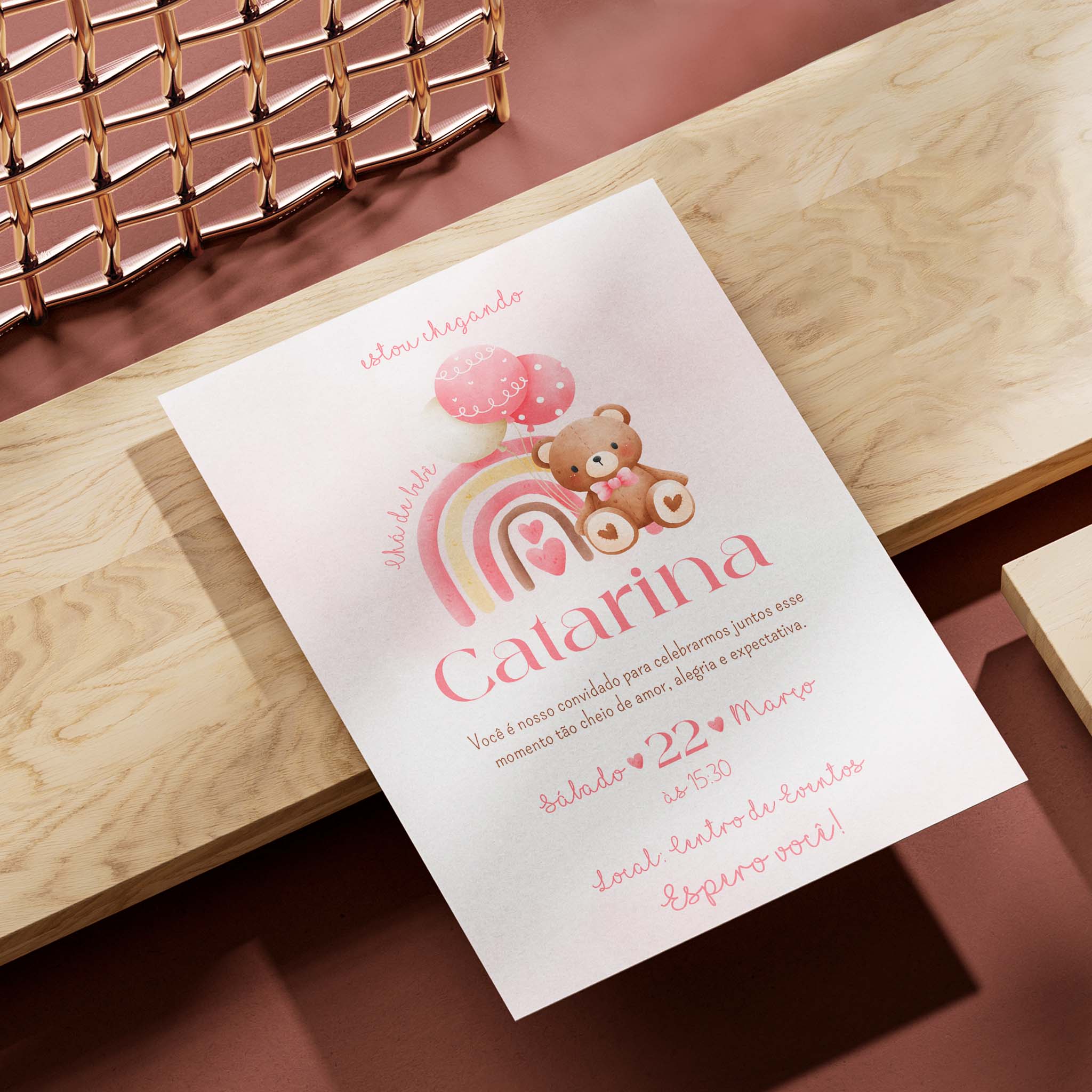 Invitación digital para baby shower con osito de peluche